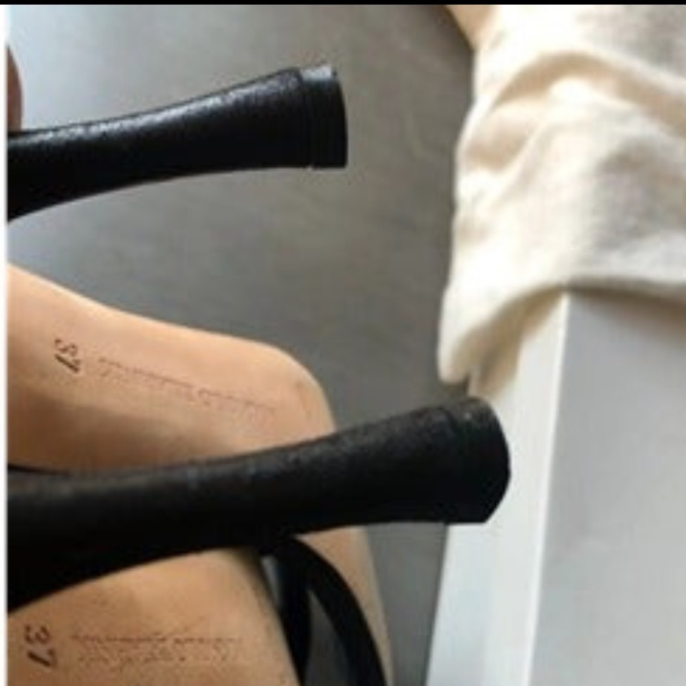 Manolo Blahnik Selunga Silk and Leather Slingback Sandals in Black - Picture 7 of 11